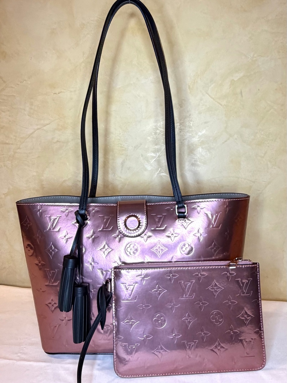Louis Vuitton Monogram Vernis Long Beach PM pearl pink.